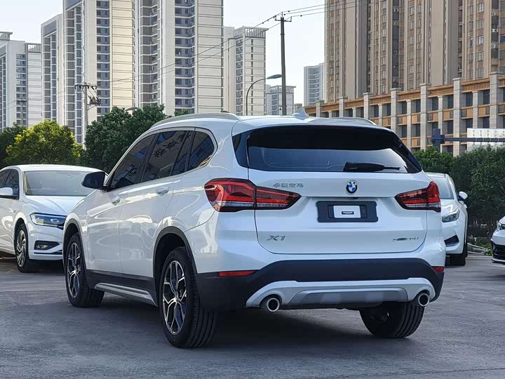 Фото 7 - BMW X1