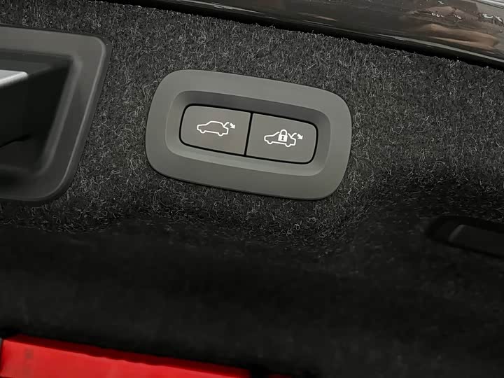 Фото 17 - Volvo S90