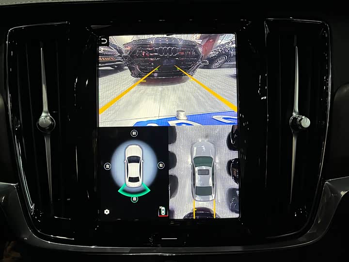 Фото 26 - Volvo S90