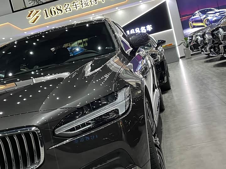 Фото 4 - Volvo S90