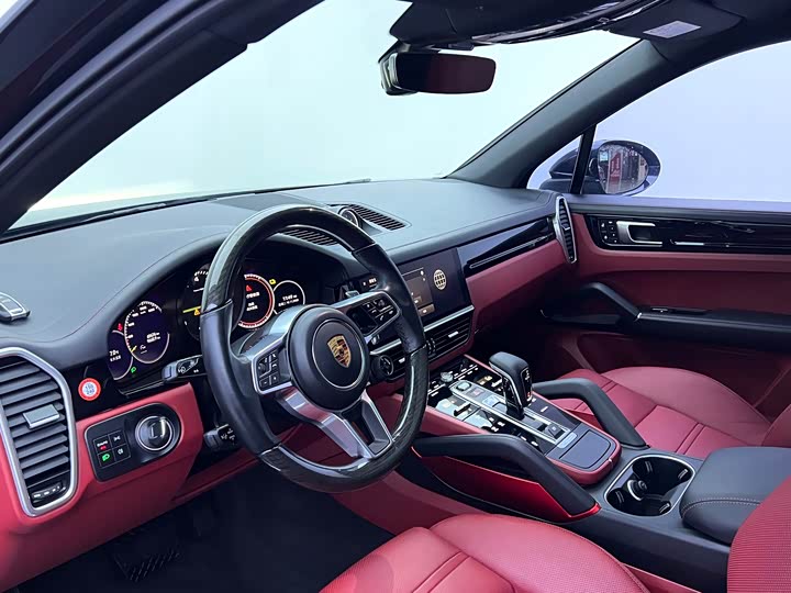 Фото 13 - Porsche Cayenne Hybrid