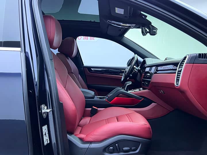 Фото 16 - Porsche Cayenne Hybrid