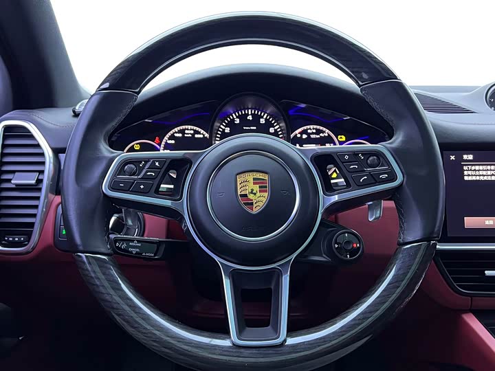 Фото 21 - Porsche Cayenne Hybrid