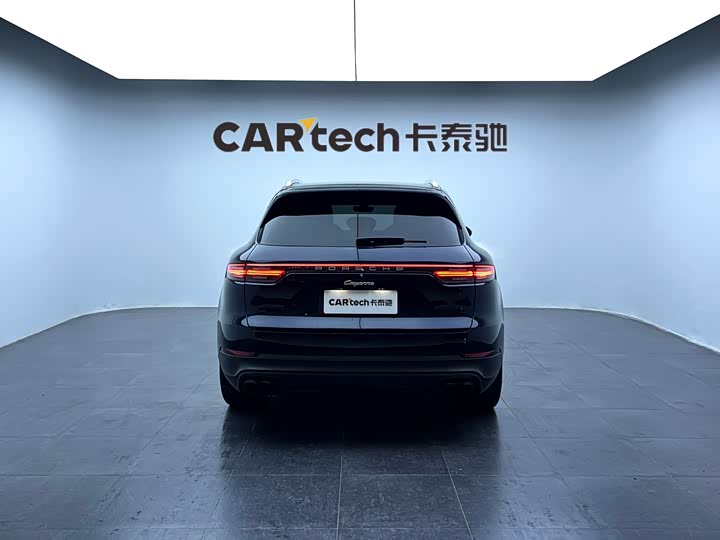 Фото 6 - Porsche Cayenne Hybrid