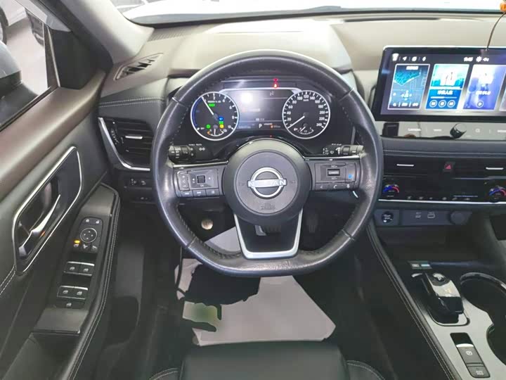 Фото 11 - Nissan X-Trail