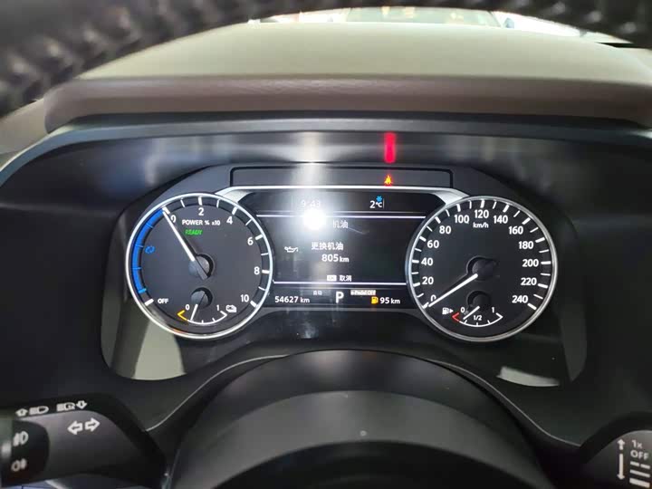 Фото 12 - Nissan X-Trail