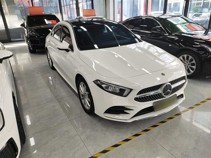 Фото 4 - Mercedes-Benz A-Class