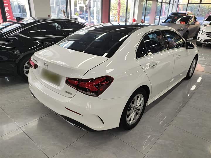 Фото 7 - Mercedes-Benz A-Class