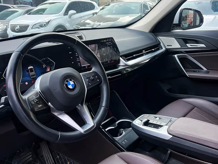 Фото 12 - BMW X1