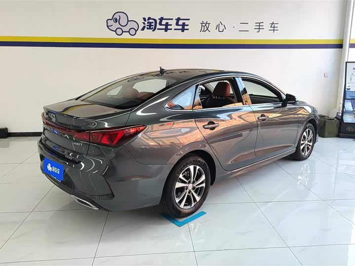 Фото 3 - Changan Eado Plus