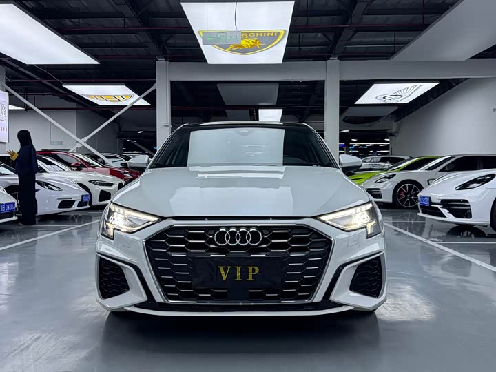 Фото 2 - Audi A3