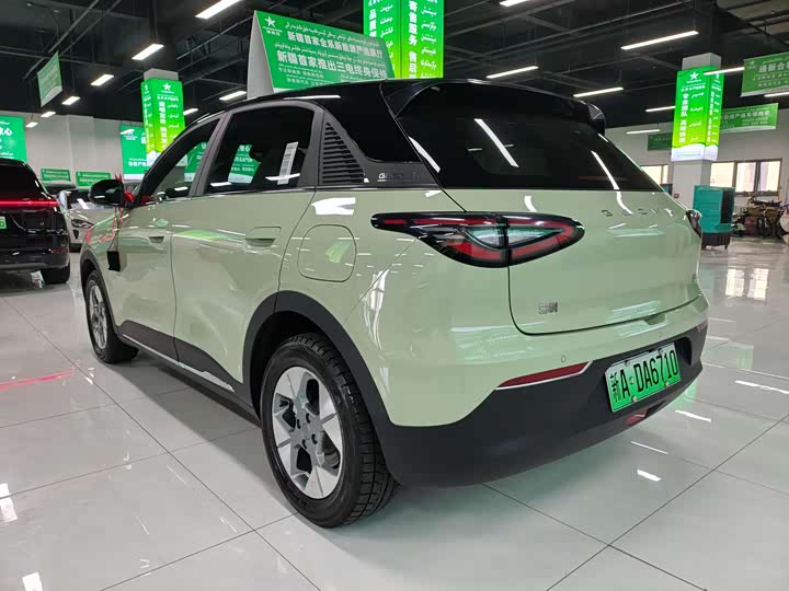 Фото 7 - Geely Galaxy Geome