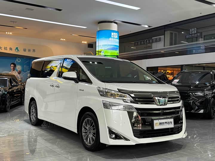 Фото 3 - Toyota Vellfire