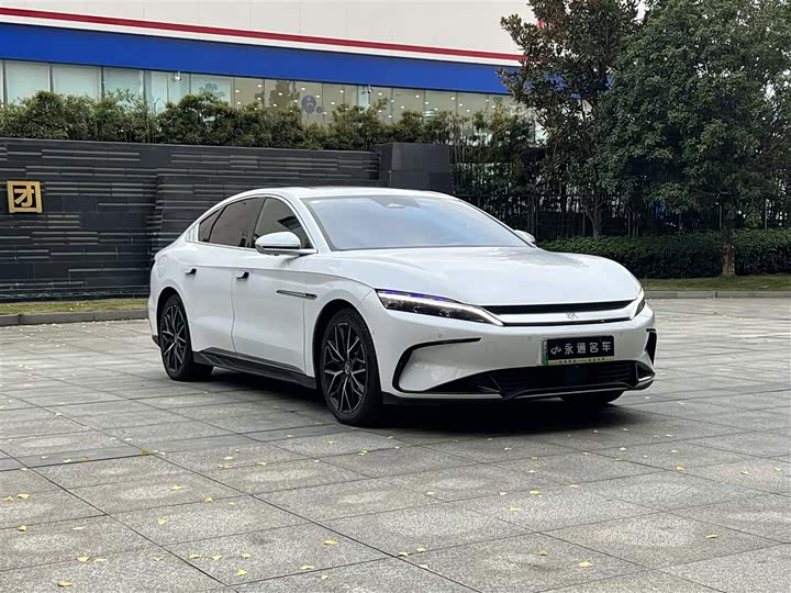 Фото 3 - BYD Han