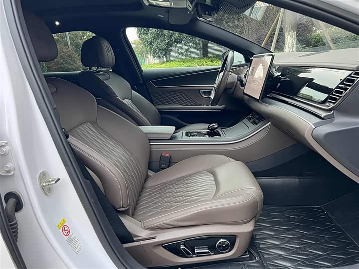 Фото 7 - BYD Han