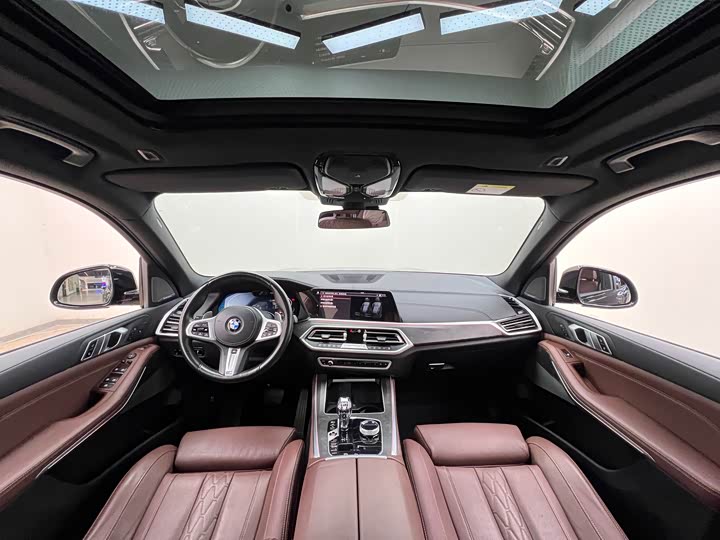 Фото 22 - BMW X5