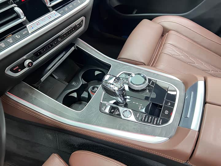 Фото 31 - BMW X5