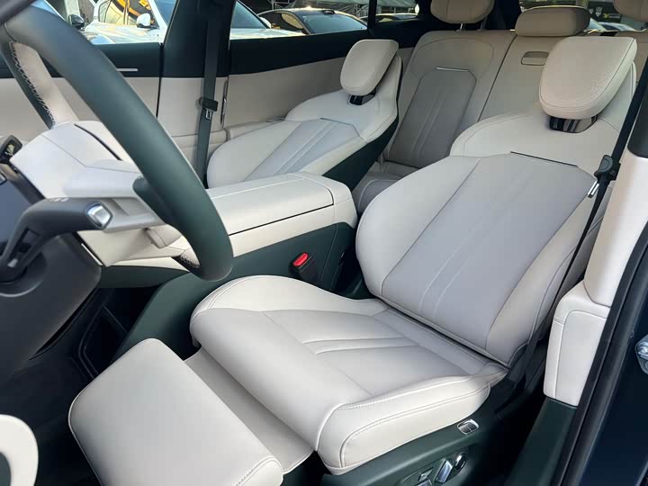 Фото 13 - Xiaomi YU7