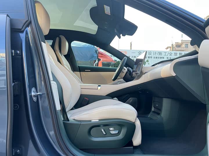 Фото 14 - Xiaomi YU7