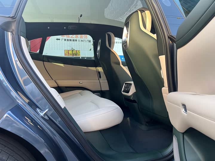 Фото 16 - Xiaomi YU7