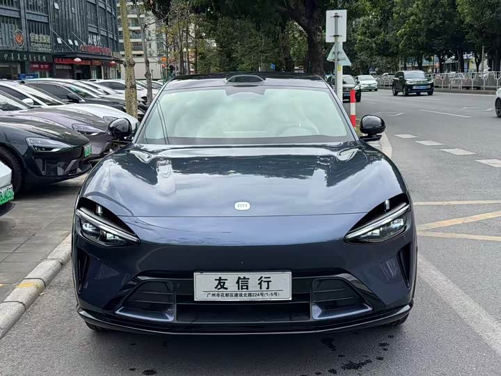 Фото 2 - Xiaomi YU7