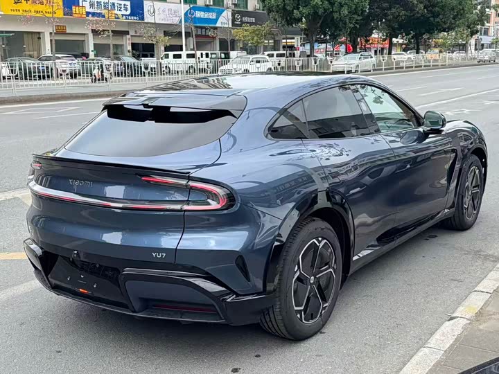 Фото 7 - Xiaomi YU7