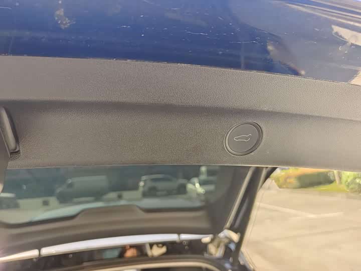 Фото 13 - Tesla Model Y