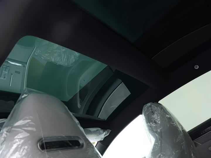 Фото 14 - Luxeed S7