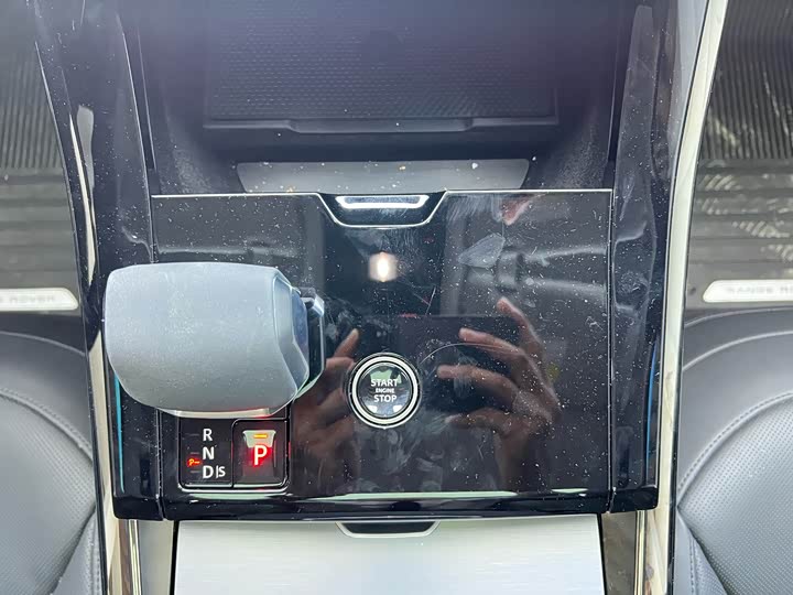 Фото 28 - Land Rover Range Rover Sport