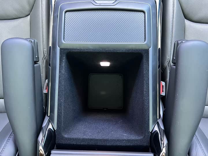 Фото 29 - Land Rover Range Rover Sport