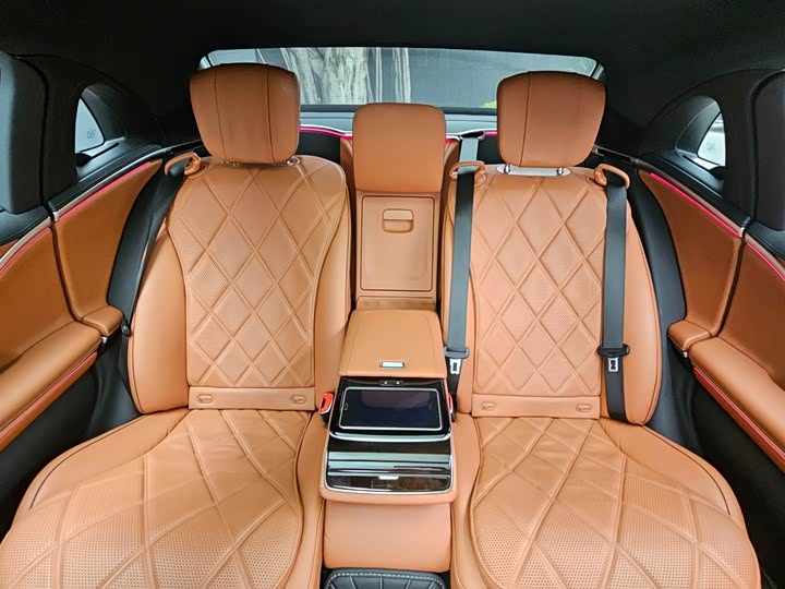 Фото 12 - Mercedes-Benz Maybach S-Class