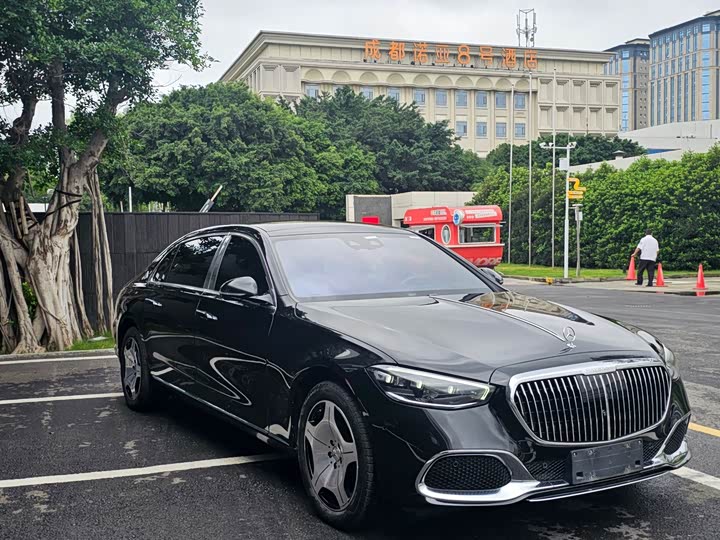 Фото 14 - Mercedes-Benz Maybach S-Class