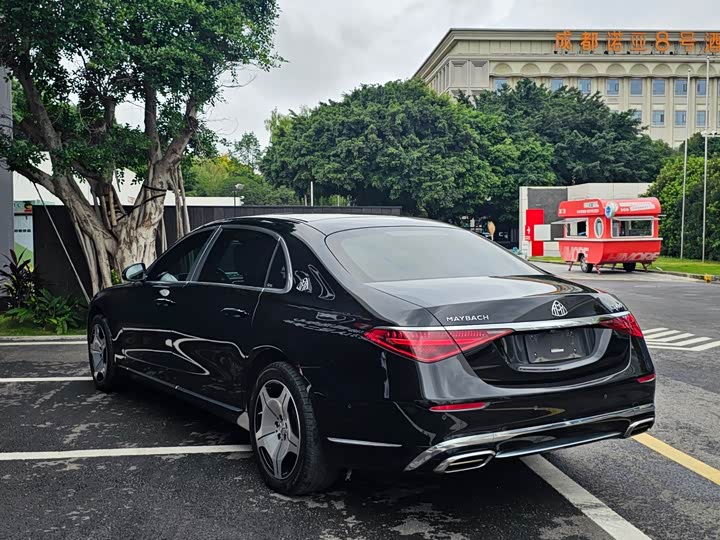 Фото 15 - Mercedes-Benz Maybach S-Class