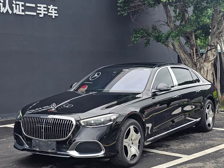 Фото 2 - Mercedes-Benz Maybach S-Class