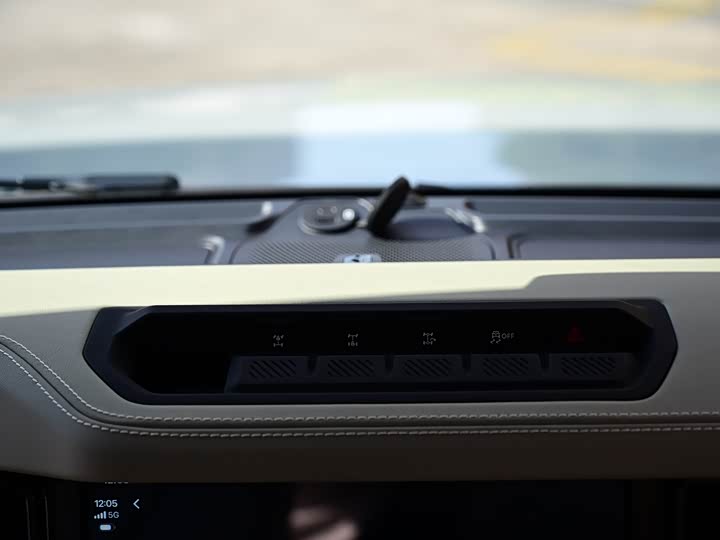 Фото 24 - Ford Bronco