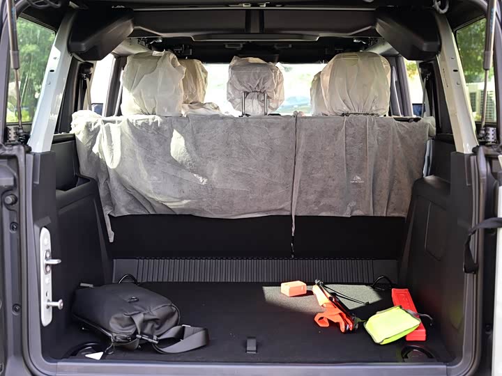 Фото 25 - Ford Bronco