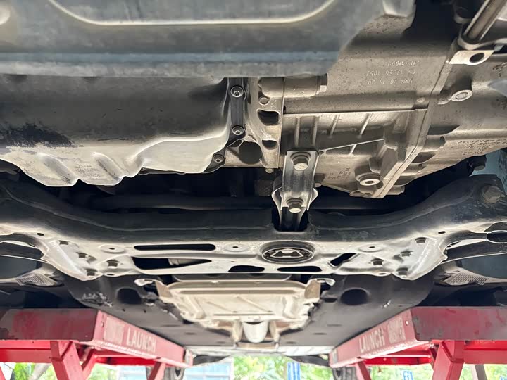 Фото 23 - Volkswagen Magotan