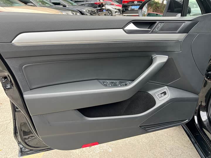 Фото 7 - Volkswagen Magotan