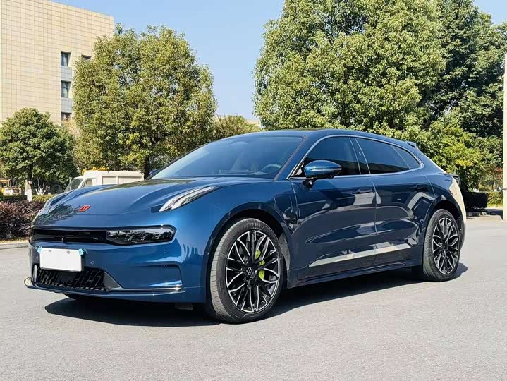 Фото 1 - Zeekr 001