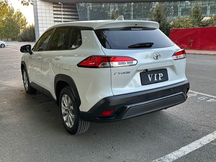 Фото 13 - Toyota Frontlander