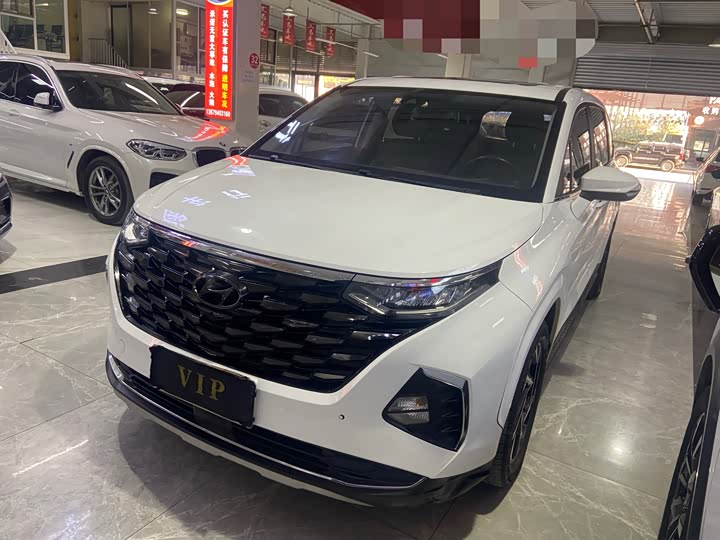 Фото 1 - Hyundai Custo