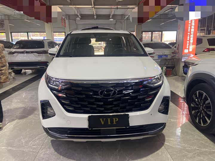 Фото 2 - Hyundai Custo