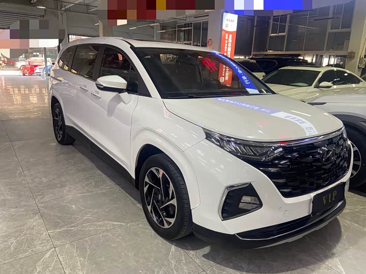 Фото 3 - Hyundai Custo