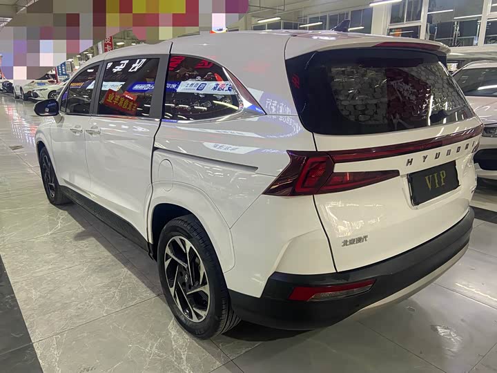 Фото 6 - Hyundai Custo