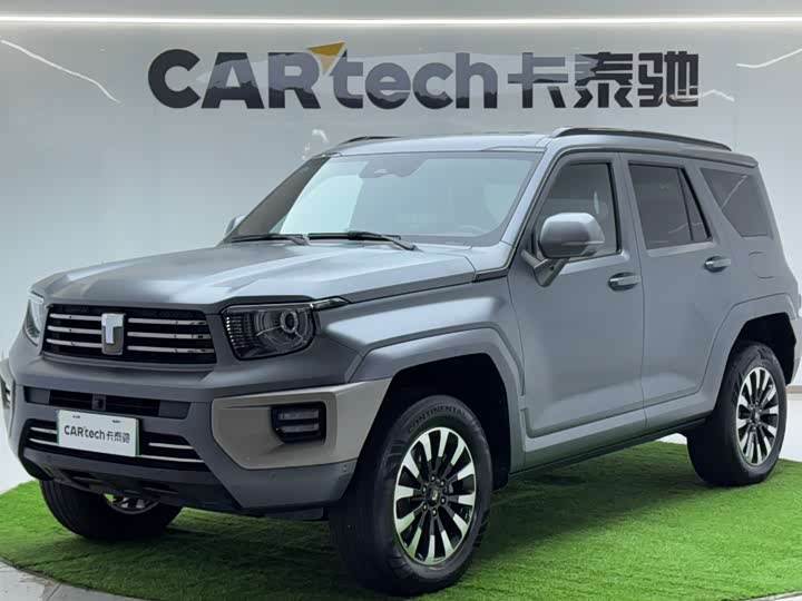 Фото 1 - Tank 700 Hybrid