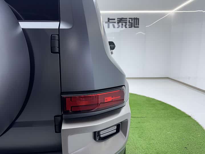 Фото 26 - Tank 700 Hybrid