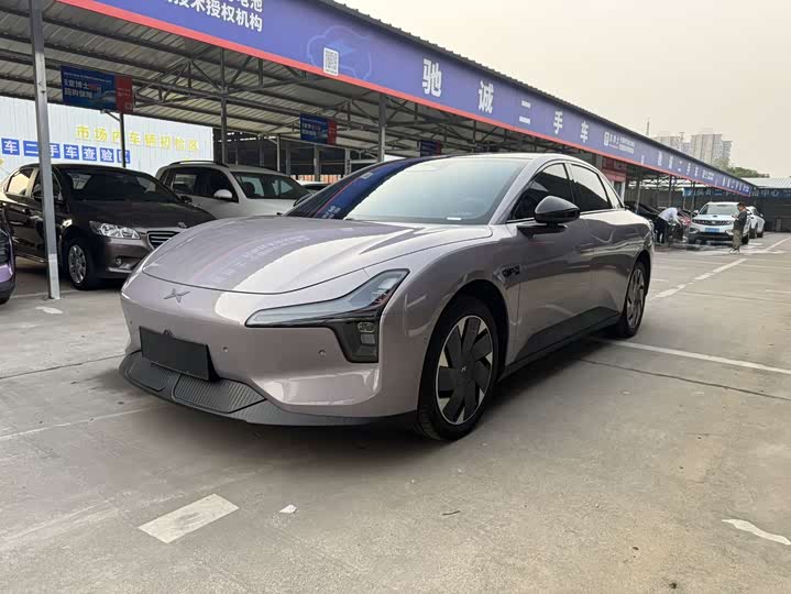 Фото 1 - XPeng Mona M03