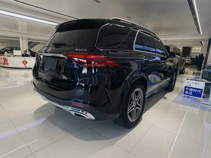 Фото 4 - Mercedes-Benz GLE-Class