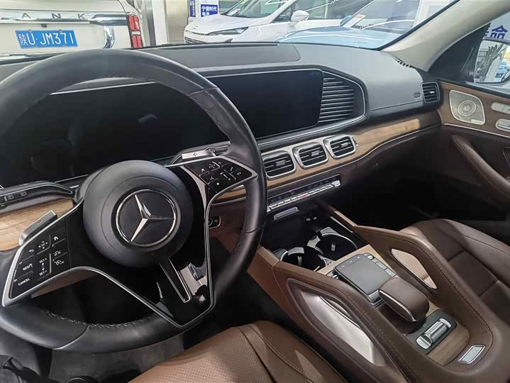 Фото 8 - Mercedes-Benz GLE-Class