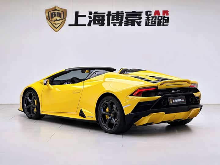 Фото 3 - Lamborghini Huracán